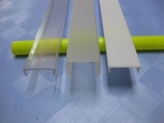 Şeffaf ekstrüzyon plastik şekiller süpermarket / mağaza PVC veri bandı