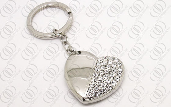 Açık Swarovski Kristallerine Sahip Takı Paslanmaz Çelik Kalp Şekli Anahtarlık